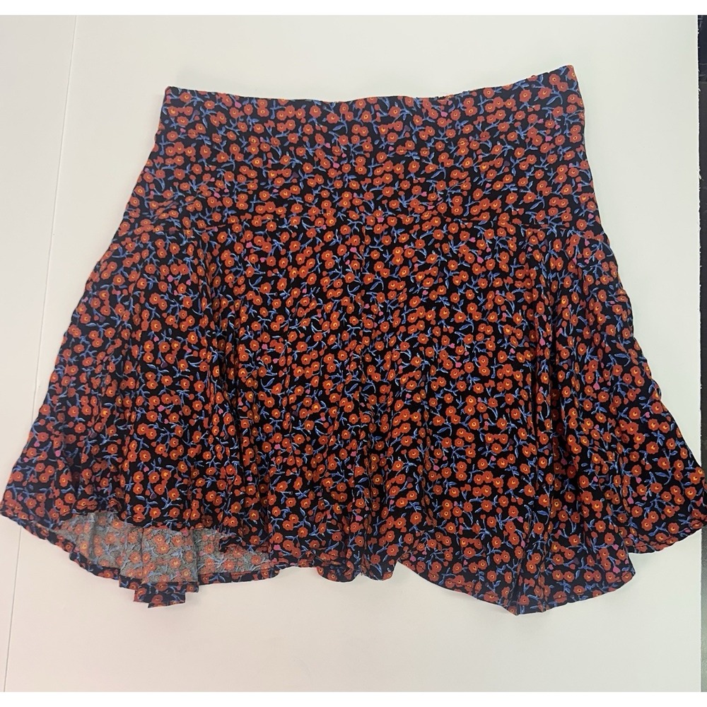 QU Style Floral Skort Red And Blue Size Medium
